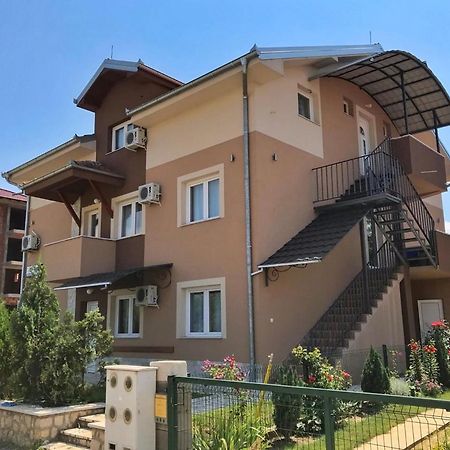 Apartmani Novak - Srebrno Jezero Veliko Gradiste Ngoại thất bức ảnh