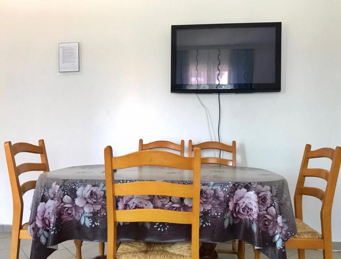 Apartmani Novak - Srebrno Jezero Veliko Gradiste Ngoại thất bức ảnh